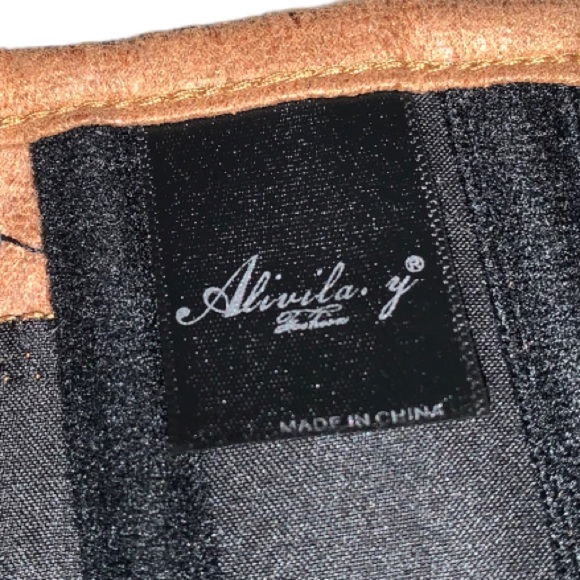 Vintage | Alicia Brown Corset - Picture 9 of 10